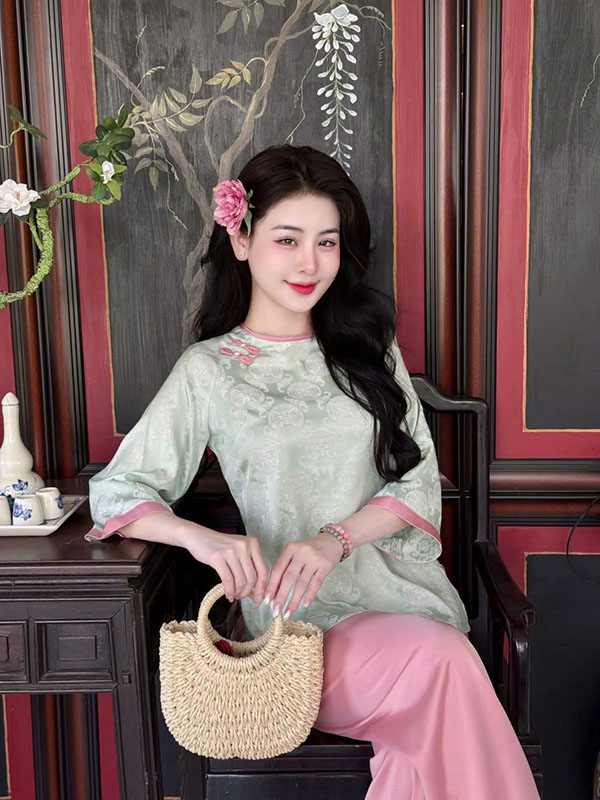 bộ cách tân nữ gấm thọ quanaodichua (11) Bộ cách tân nữ lụa gấm hoạ tiết chữ thọ HTT01 - Hình ảnh 1