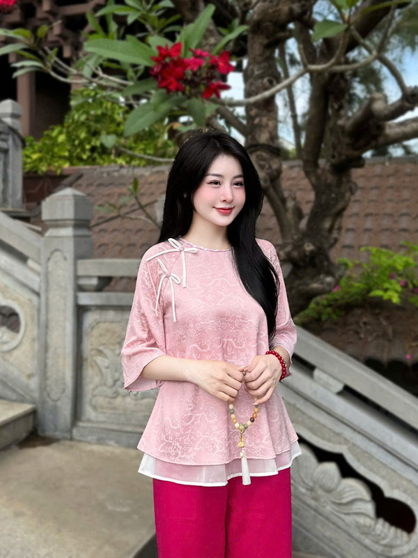 bộ đồ lam nữ lụa gấm tơ quanaodichua (5) Bộ đồ lam nữ lụa gấm tơ cổ tết kết nơ HLT01 - Hình ảnh 1