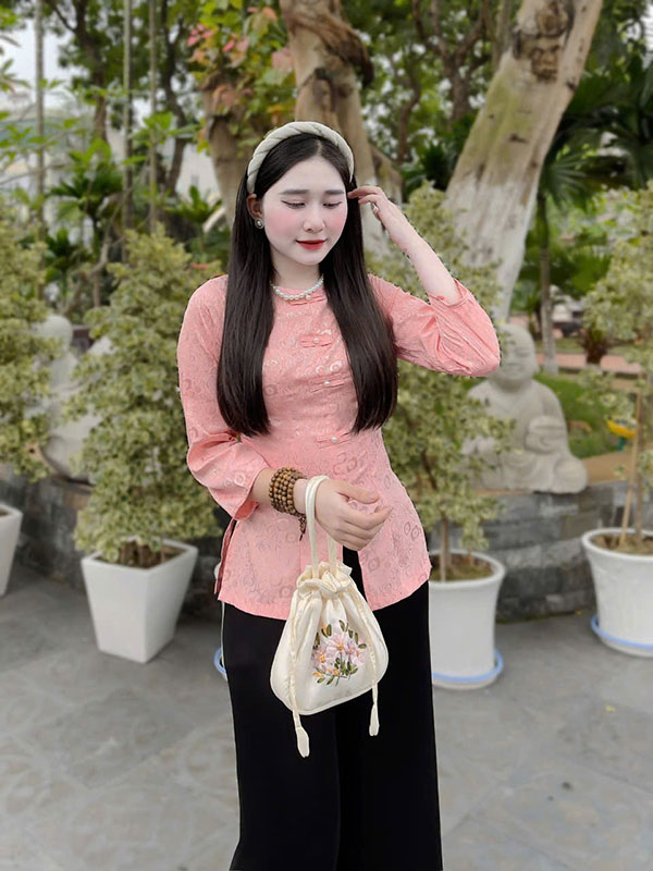 bộ bà ba cách tân nữ gấm quanaodichua (6) Bộ bà ba cách tân nữ lụa gấm khuy ngọc PHB04 - Hình ảnh 1